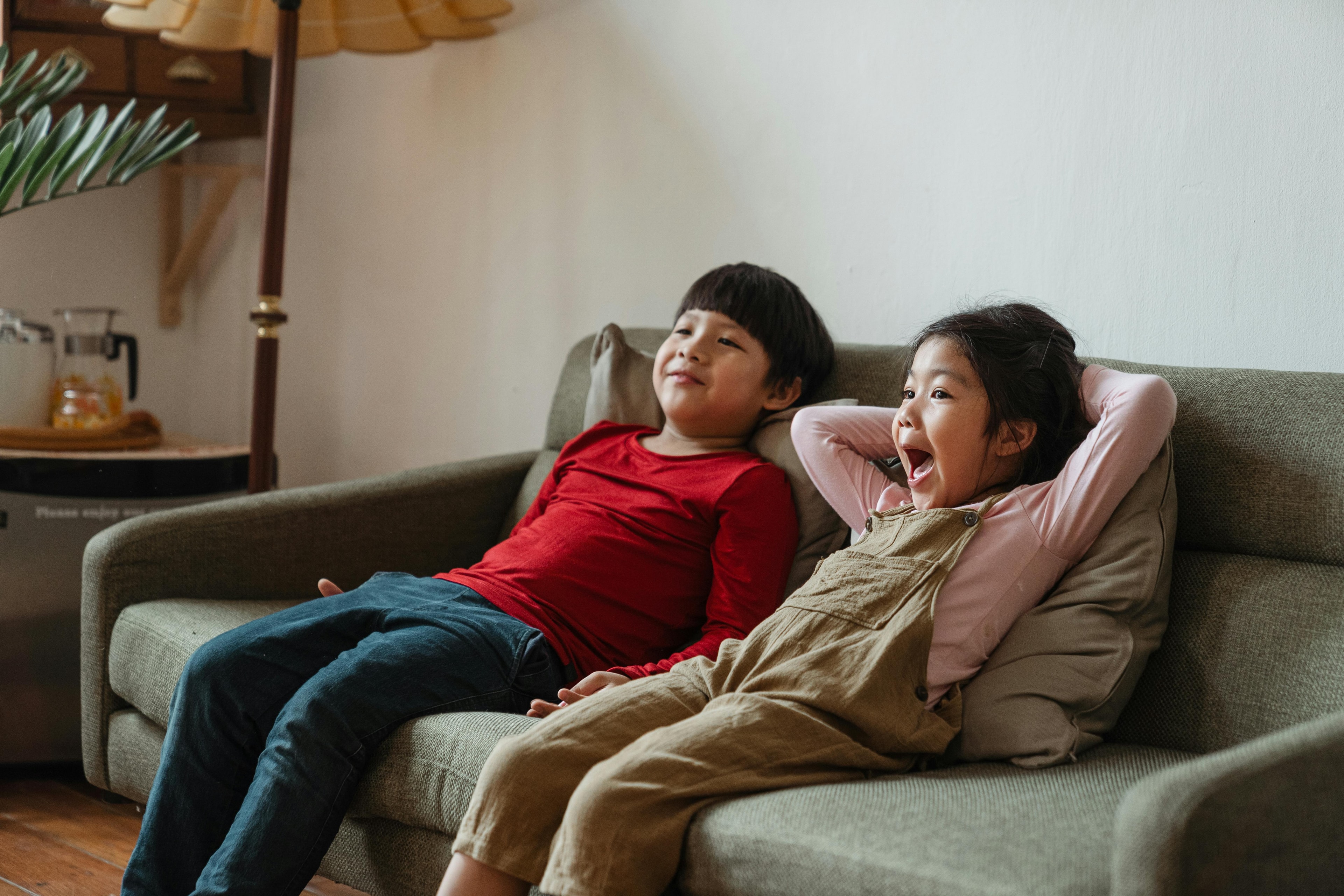 Two kids on couch